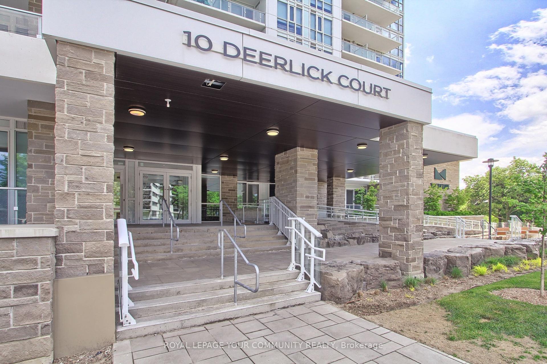 2 Bedrooms Condo at 10 Deerlick, Toronto For sale