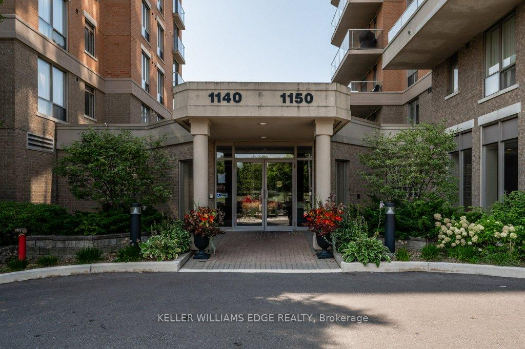 2 Bedrooms Condo at 1150 Parkwest, Mississauga For sale