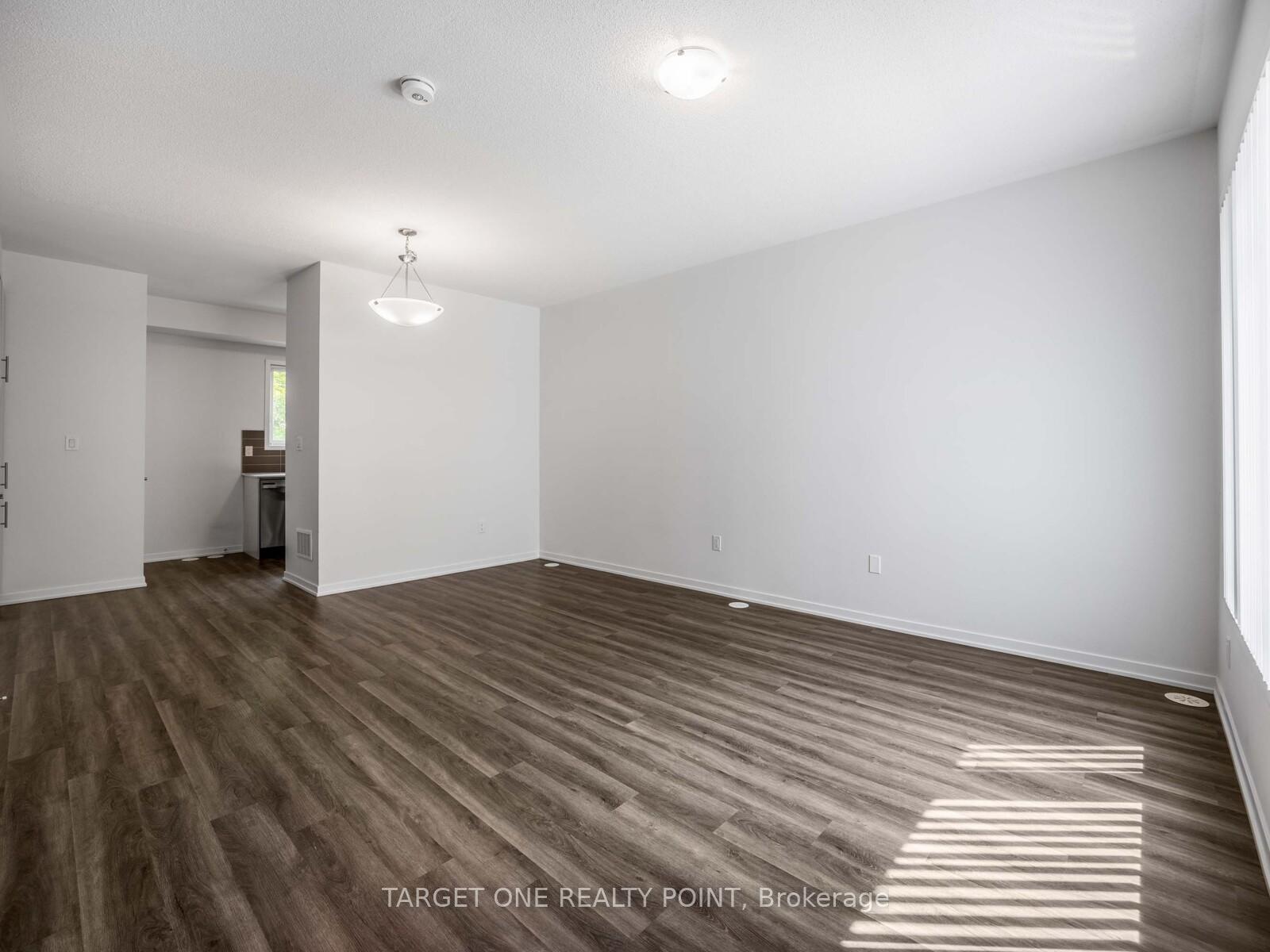 2 Bedrooms Condo at 225 Birmingham, Toronto For sale