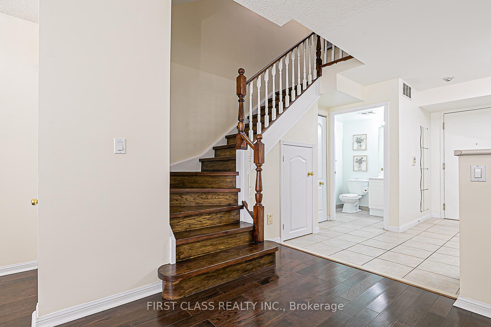 4 Bedrooms Condo at 1881 Mcnicoll,  Toronto For sale