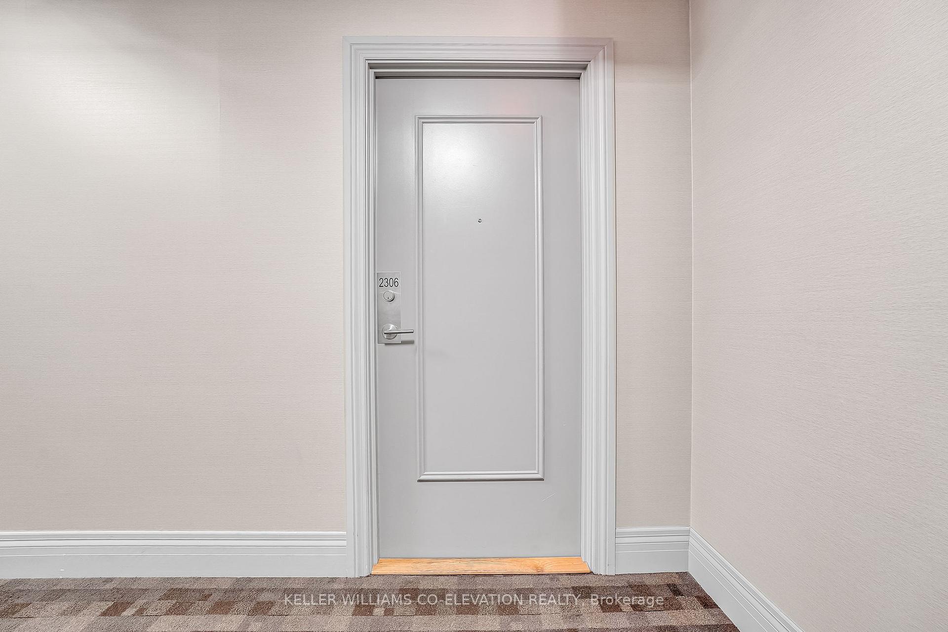 3 Bedrooms Condo at 60 Heintzman, Toronto For sale