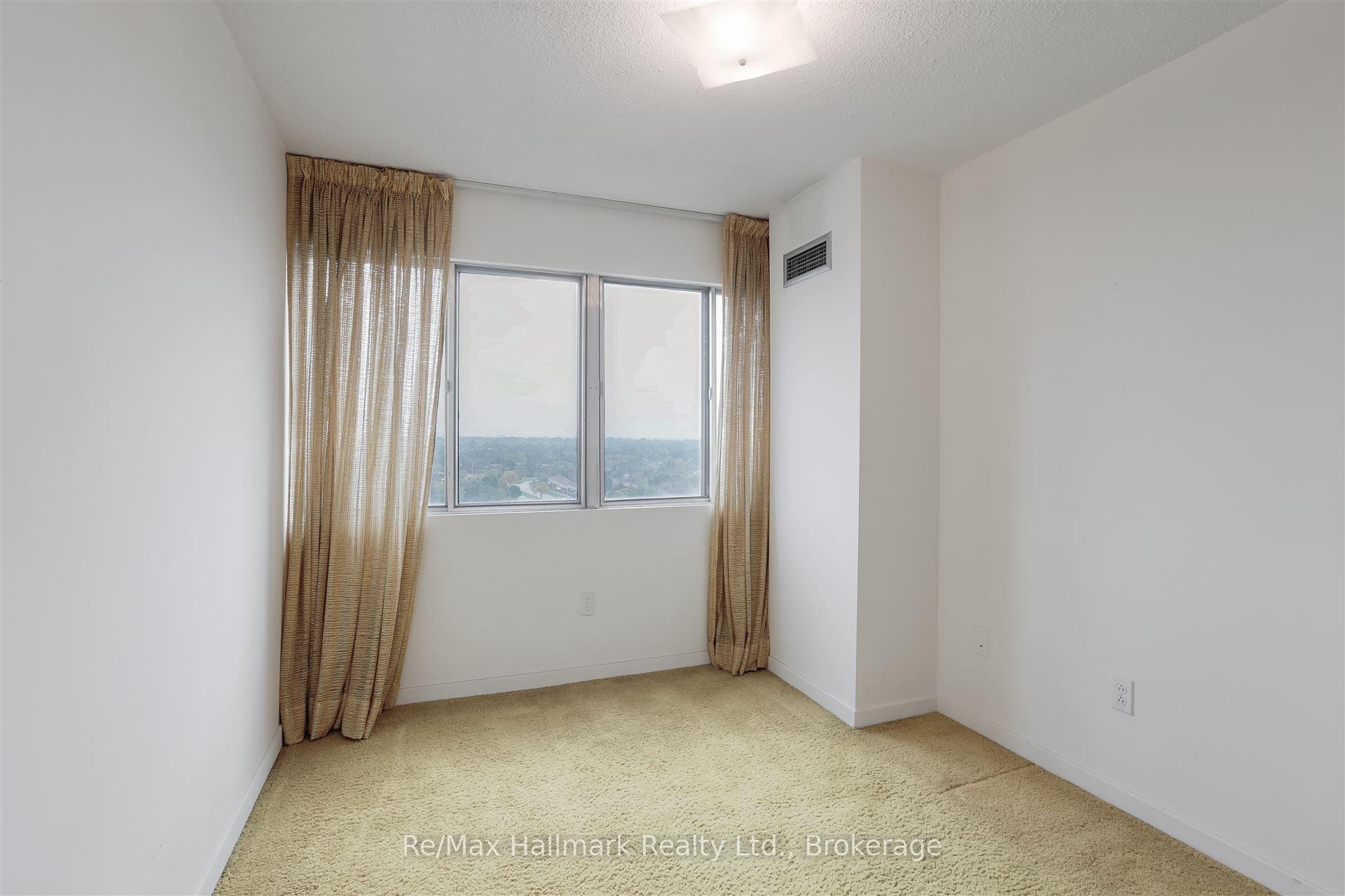 2 Bedrooms Condo at 1580 Mississauga Valley,  Mississauga For sale