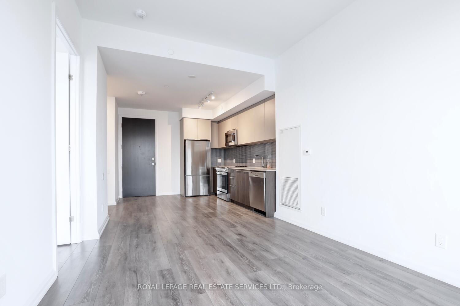 2 Bedrooms Condo at 4208 Dundas,  Toronto For sale