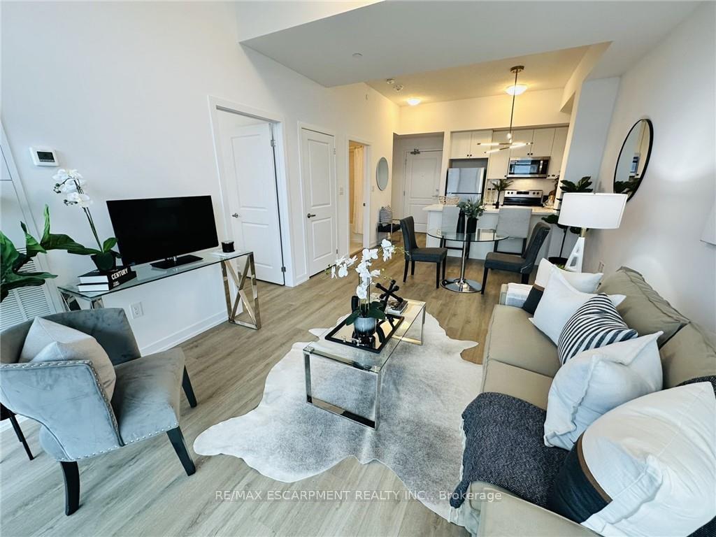 1 Bedroom Condo at 460 DUNDAS,  Hamilton For sale