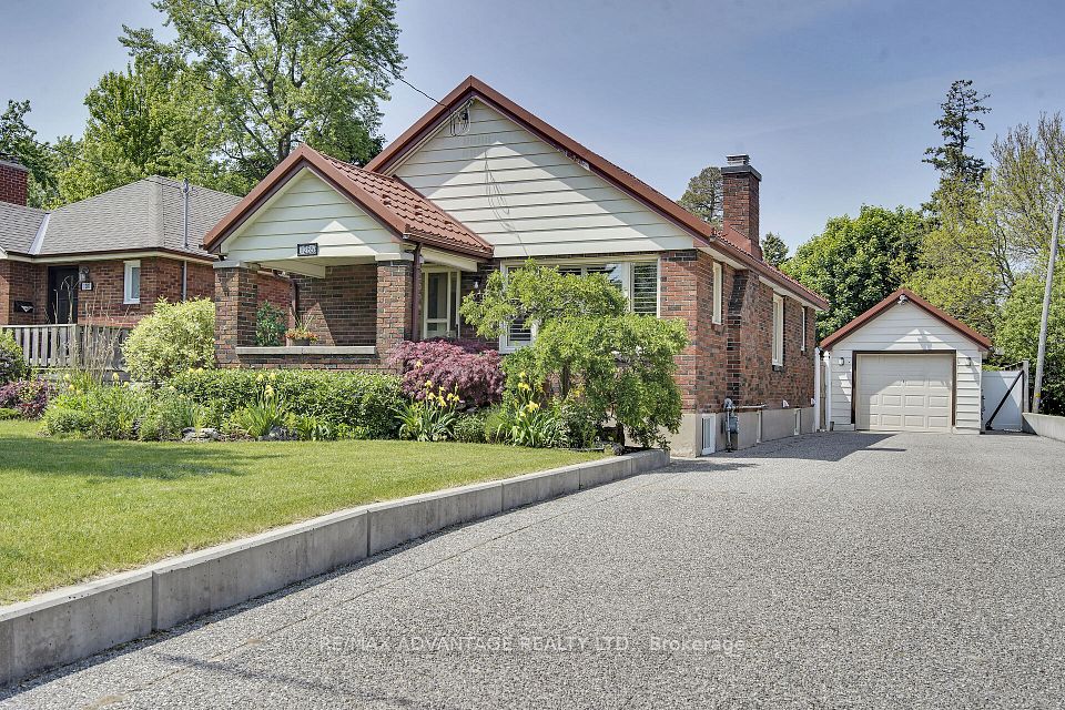 1285 Guest Avenue, London South, ON N6K 2B3