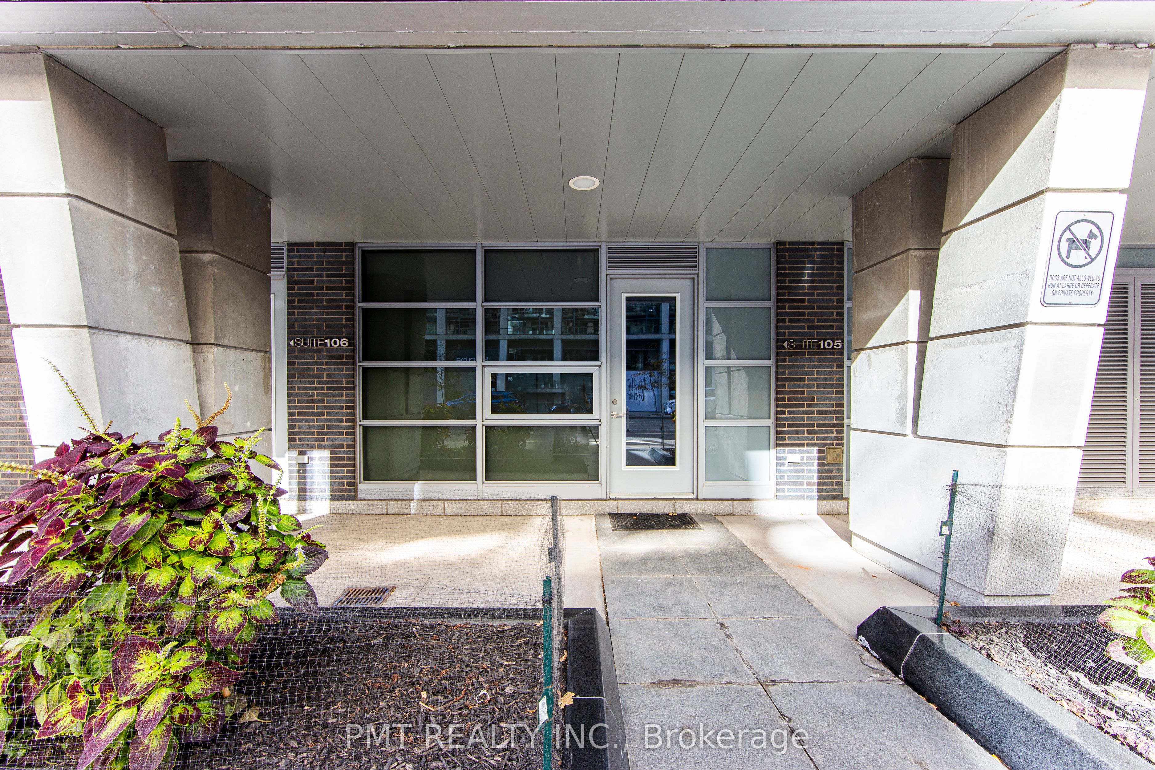 399 Adelaide Street W, #105