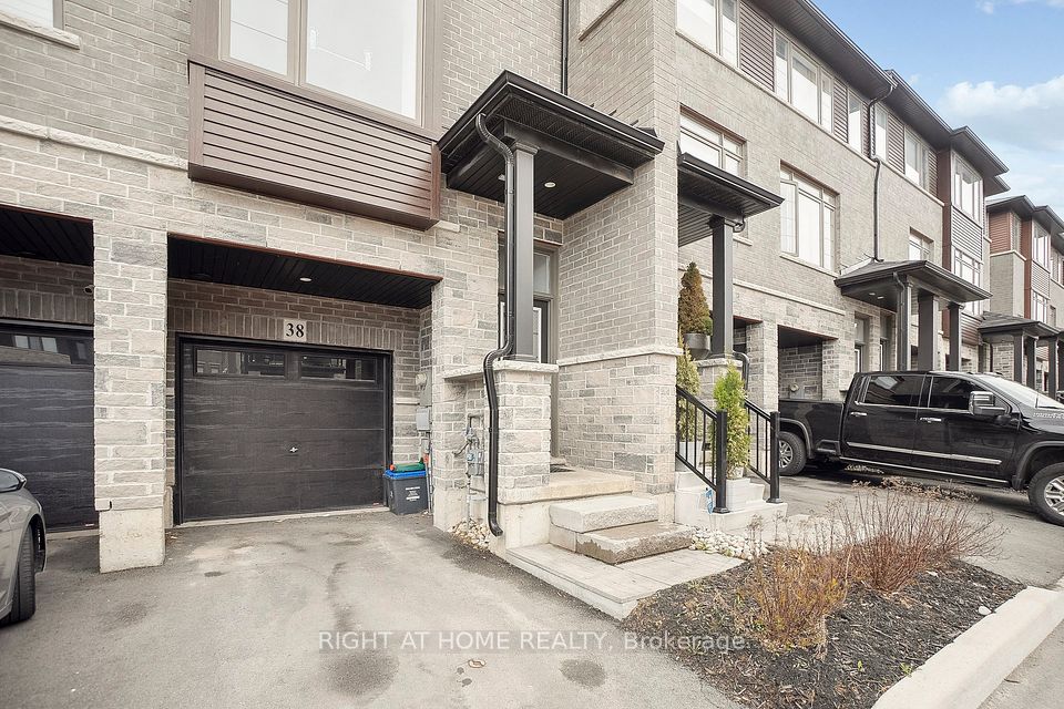 #38 - 5000 CONNOR Drive, Lincoln, ON L0R 1B7