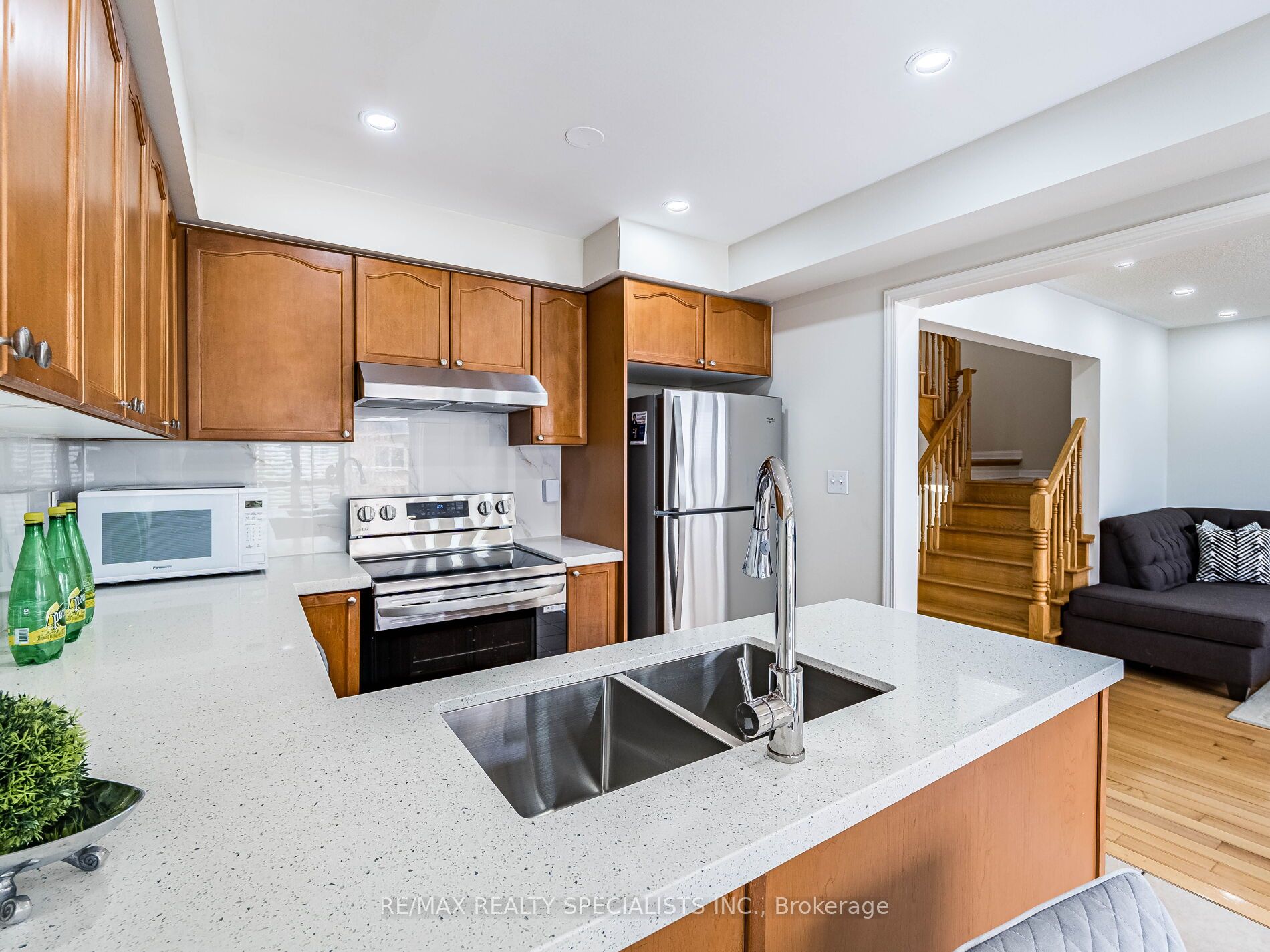 18 Jessop Drive