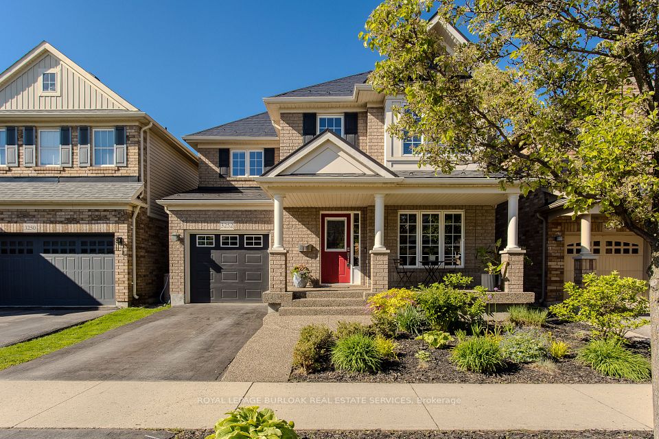 3252 McCurdy