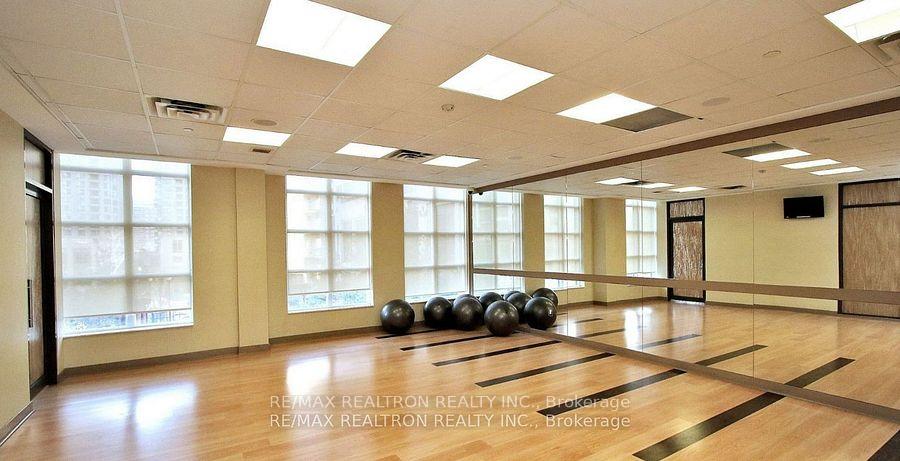 3 Bedrooms Condo at 500 Doris, Toronto For sale