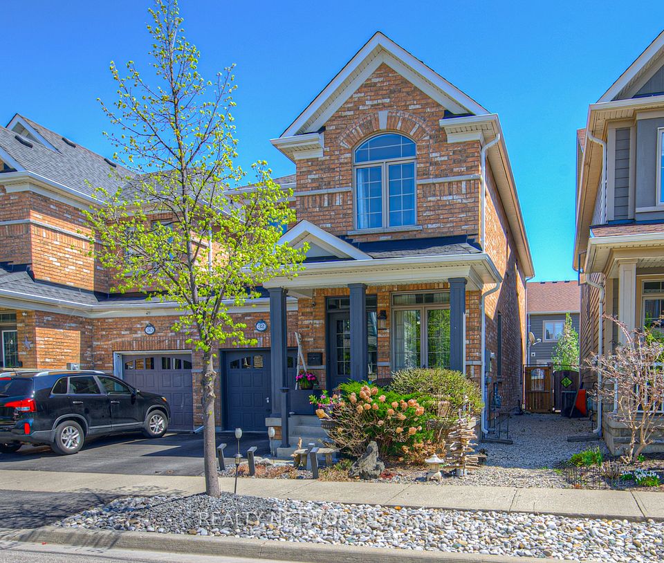 32 Forbes