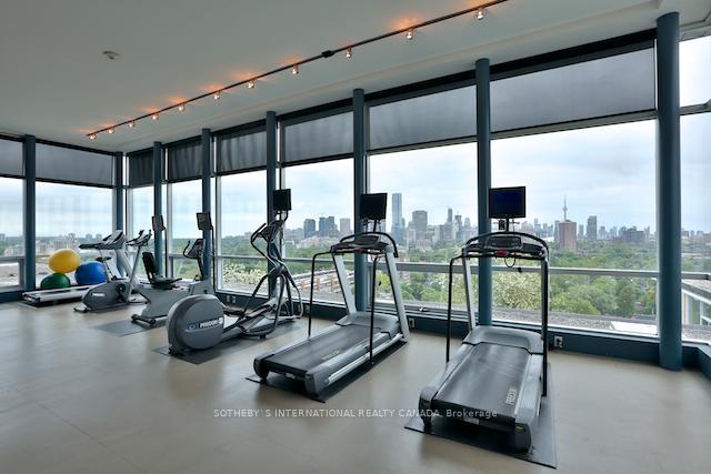 3 Bedrooms Condo at 1 Benvenuto,  Toronto For sale