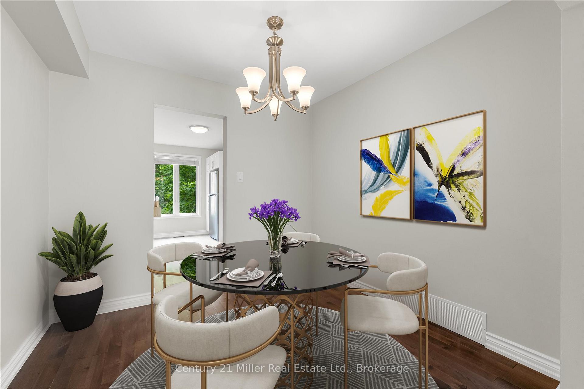 3 Bedrooms Condo at 1531 Westminster, Burlington For sale