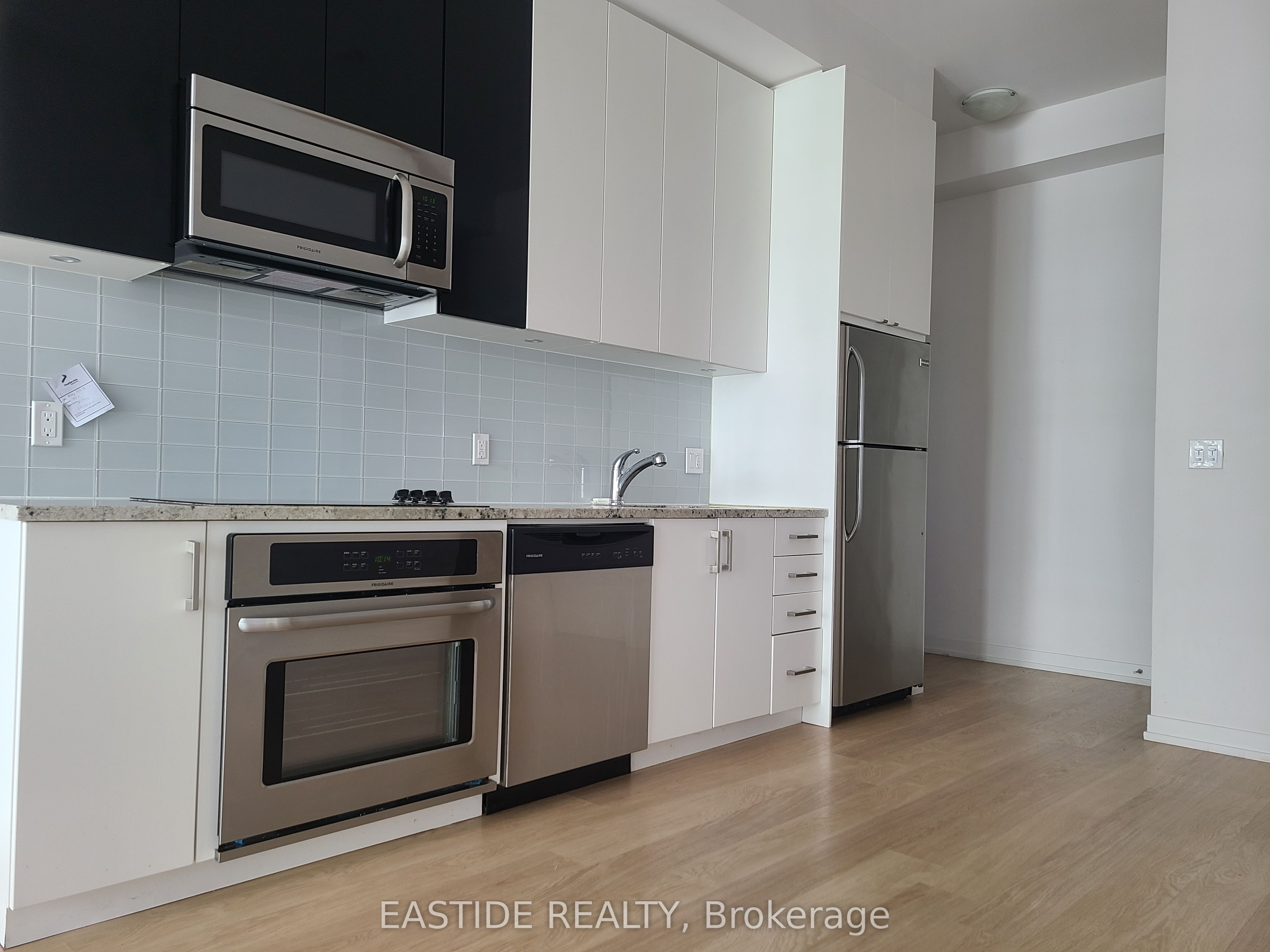 98 Lillian Street, #3211
