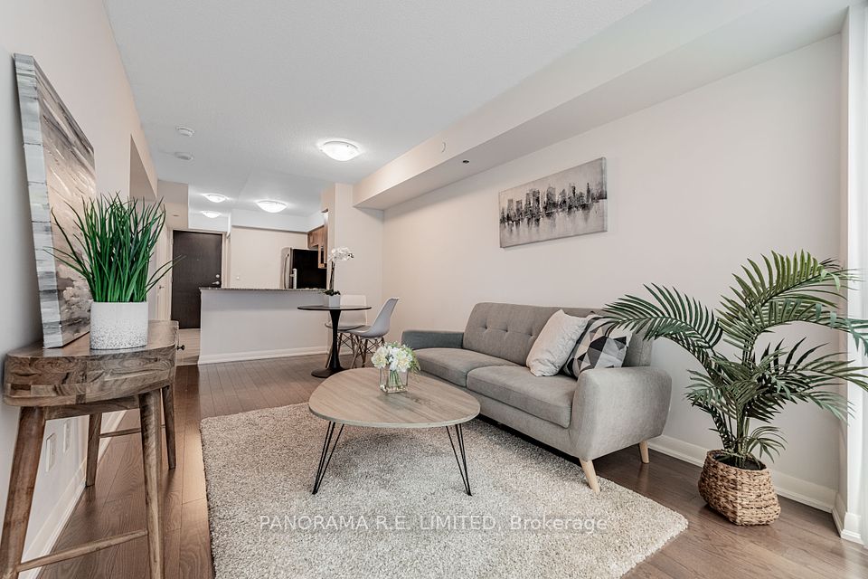 215 Sherway Gardens