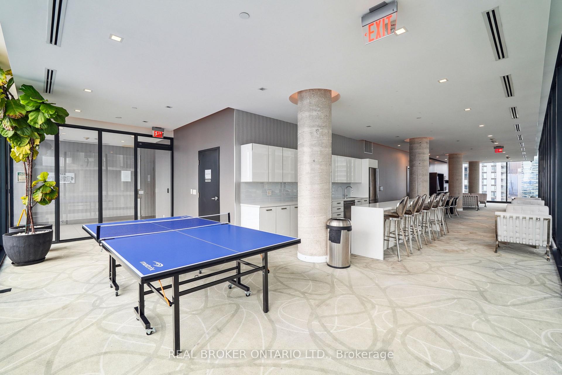 1 Bedroom Condo at 11 Charlotte,  Toronto For sale
