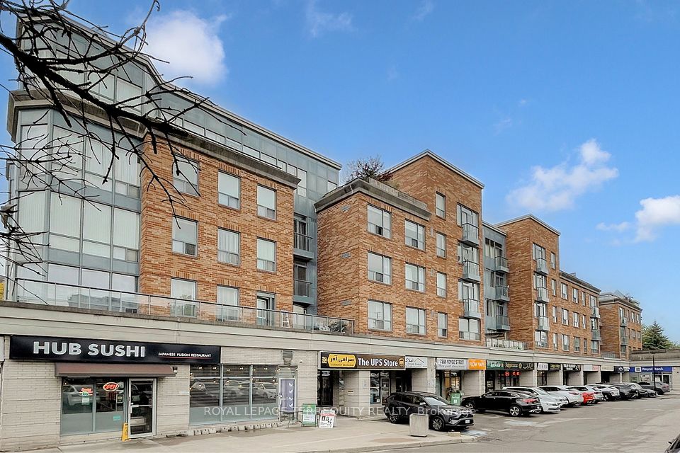 7398 Yonge