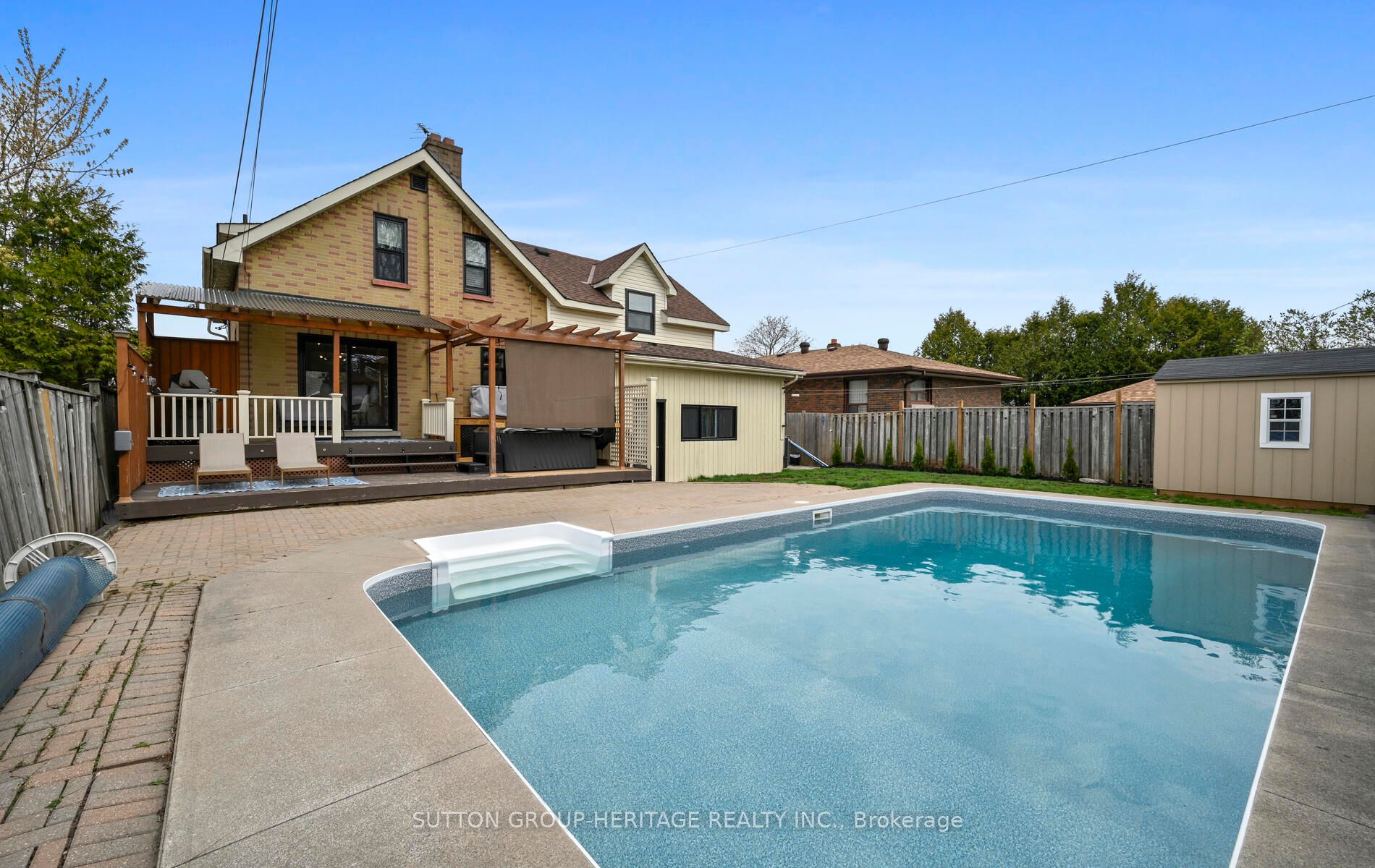 423 Fairleigh Avenue