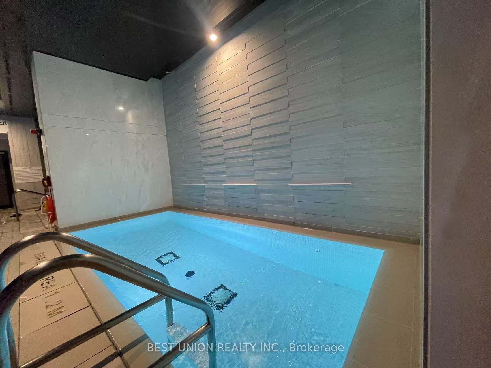 17 Bathurst Street, #3910