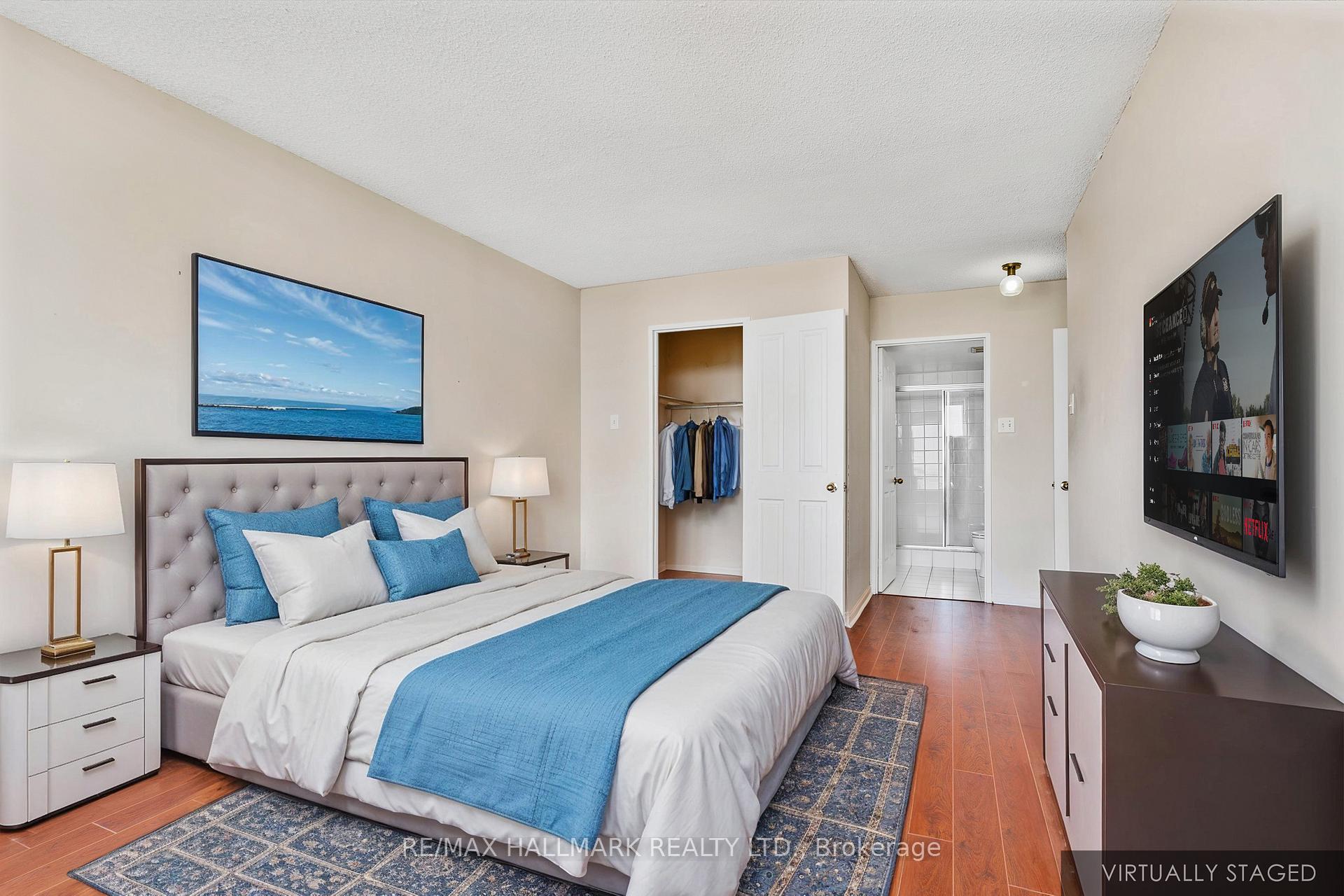 3 Bedrooms Condo at 1121 Steeles, Toronto For sale