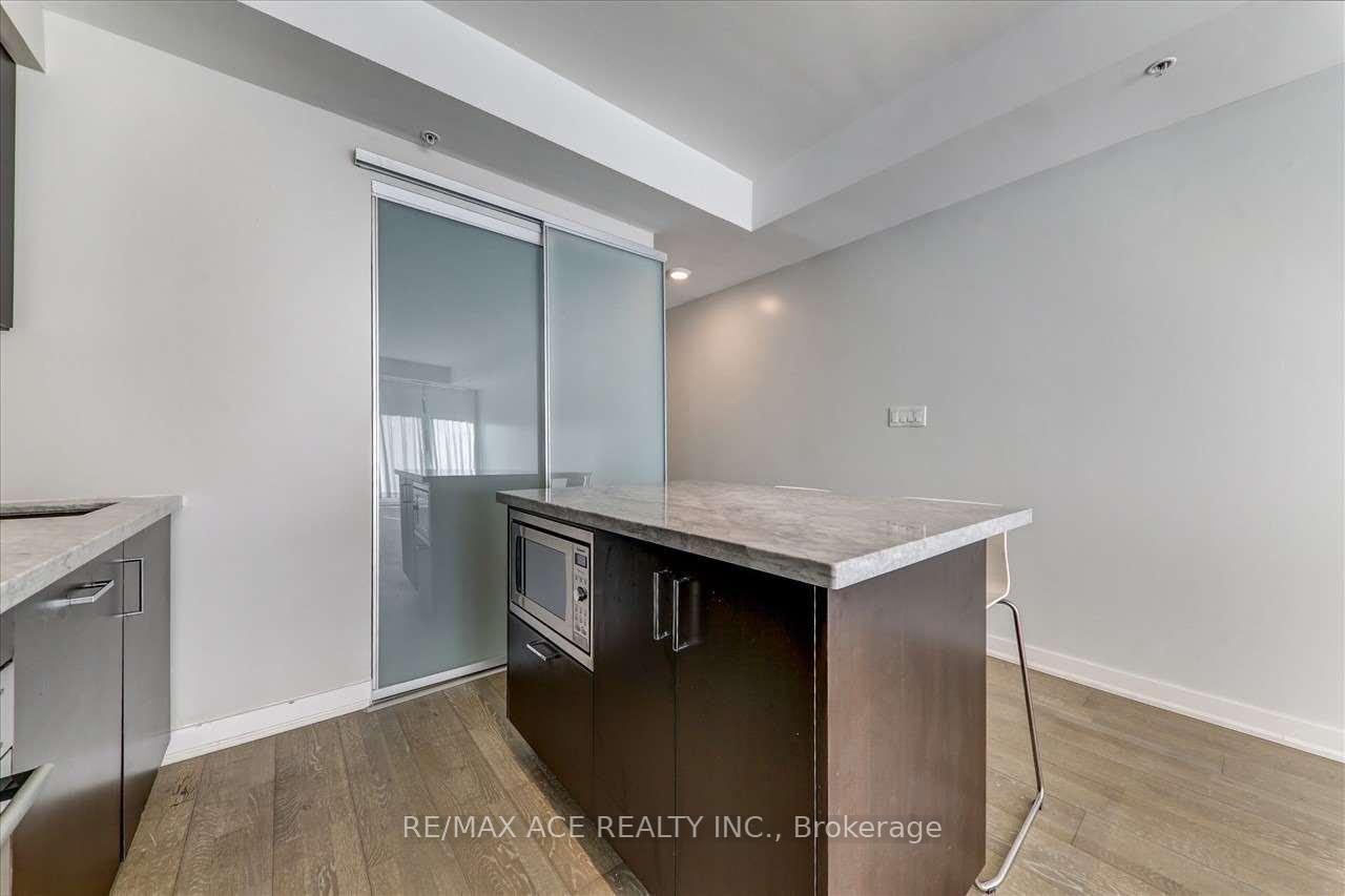 1 Bedroom Condo at 1960 Queens, Toronto For sale
