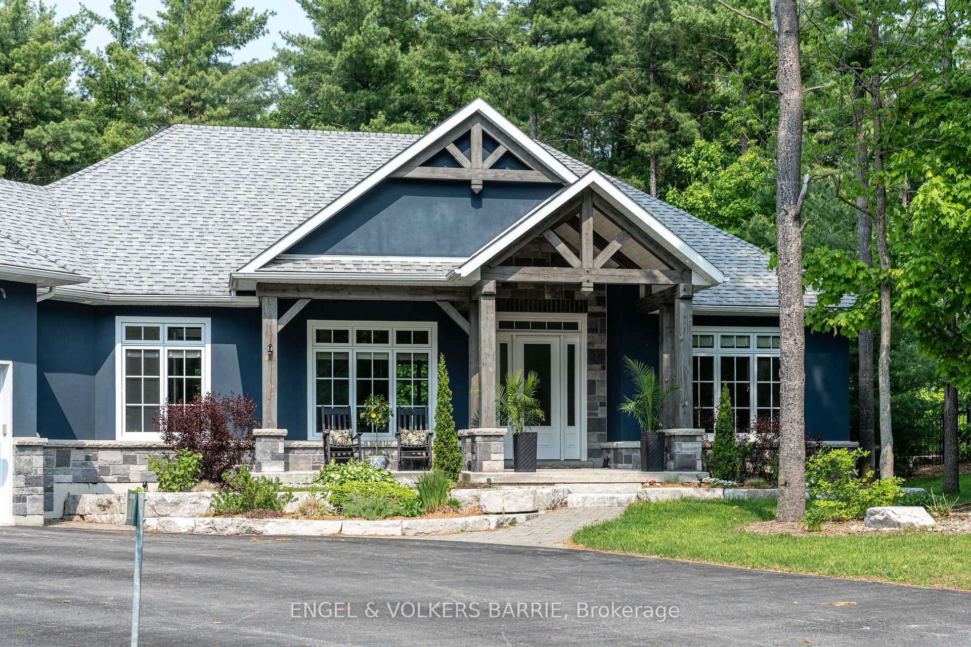 77 MENNILL Drive, Springwater, ON L9X 0J2