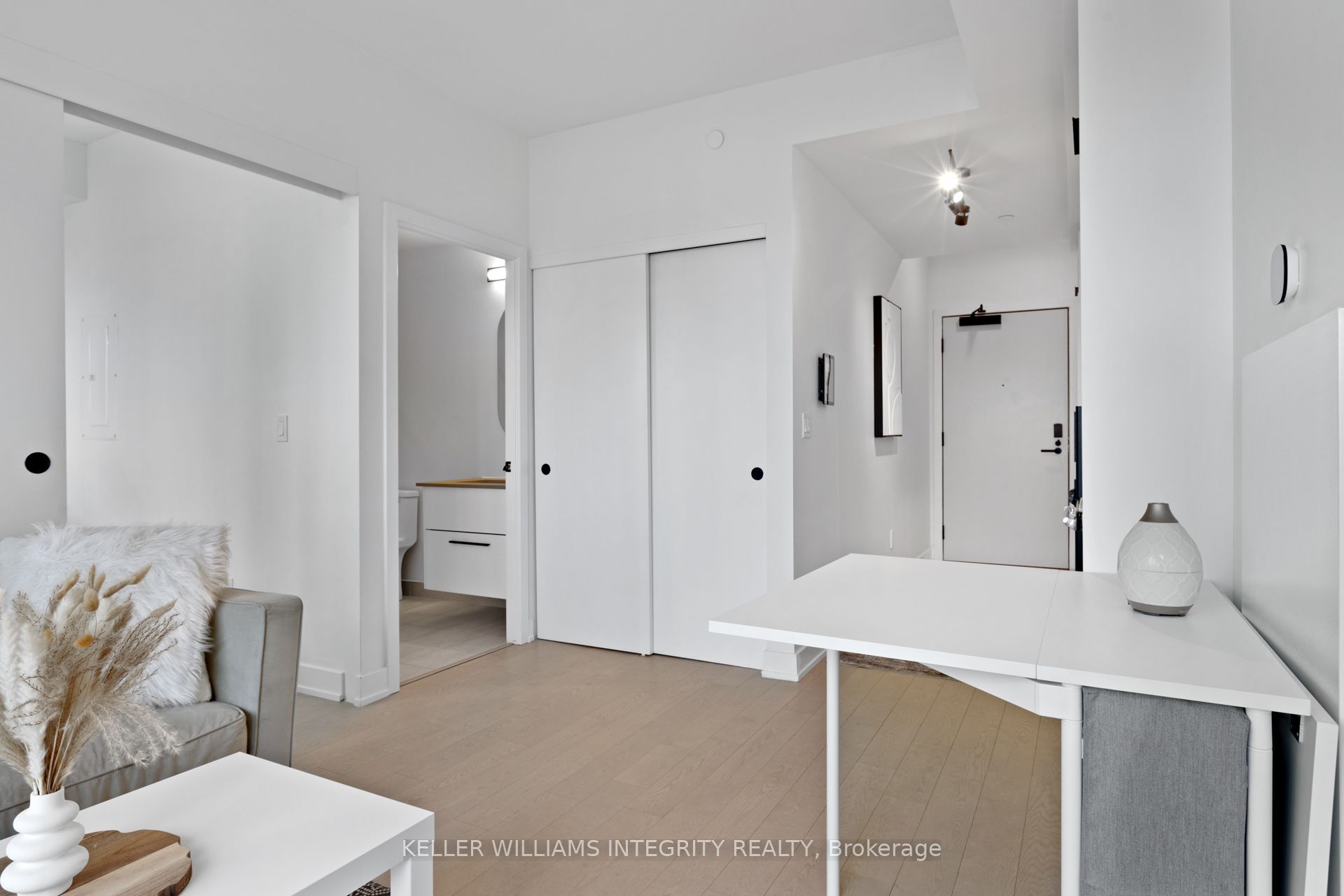 560 Rideau Street, #511