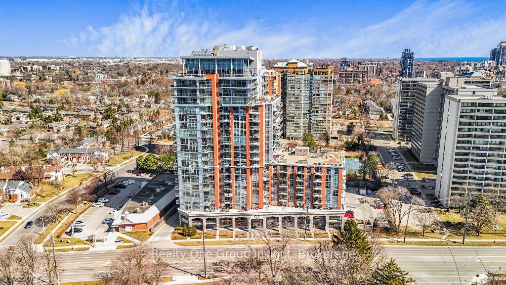 1 Bedroom Condo at 551 Maple,  Burlington For sale