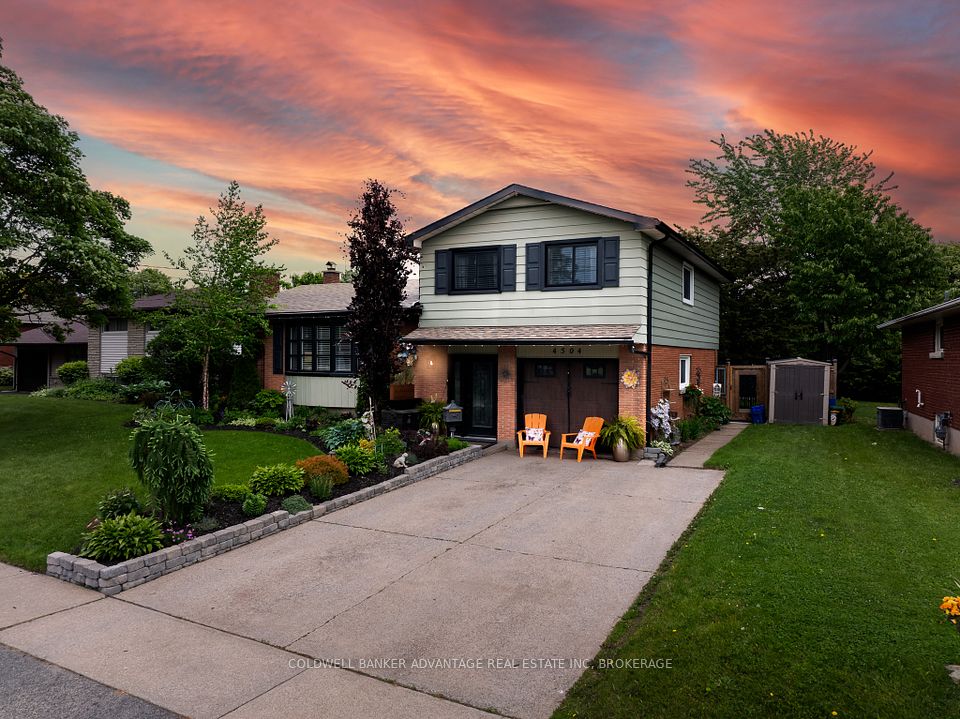 4504 Queensway
