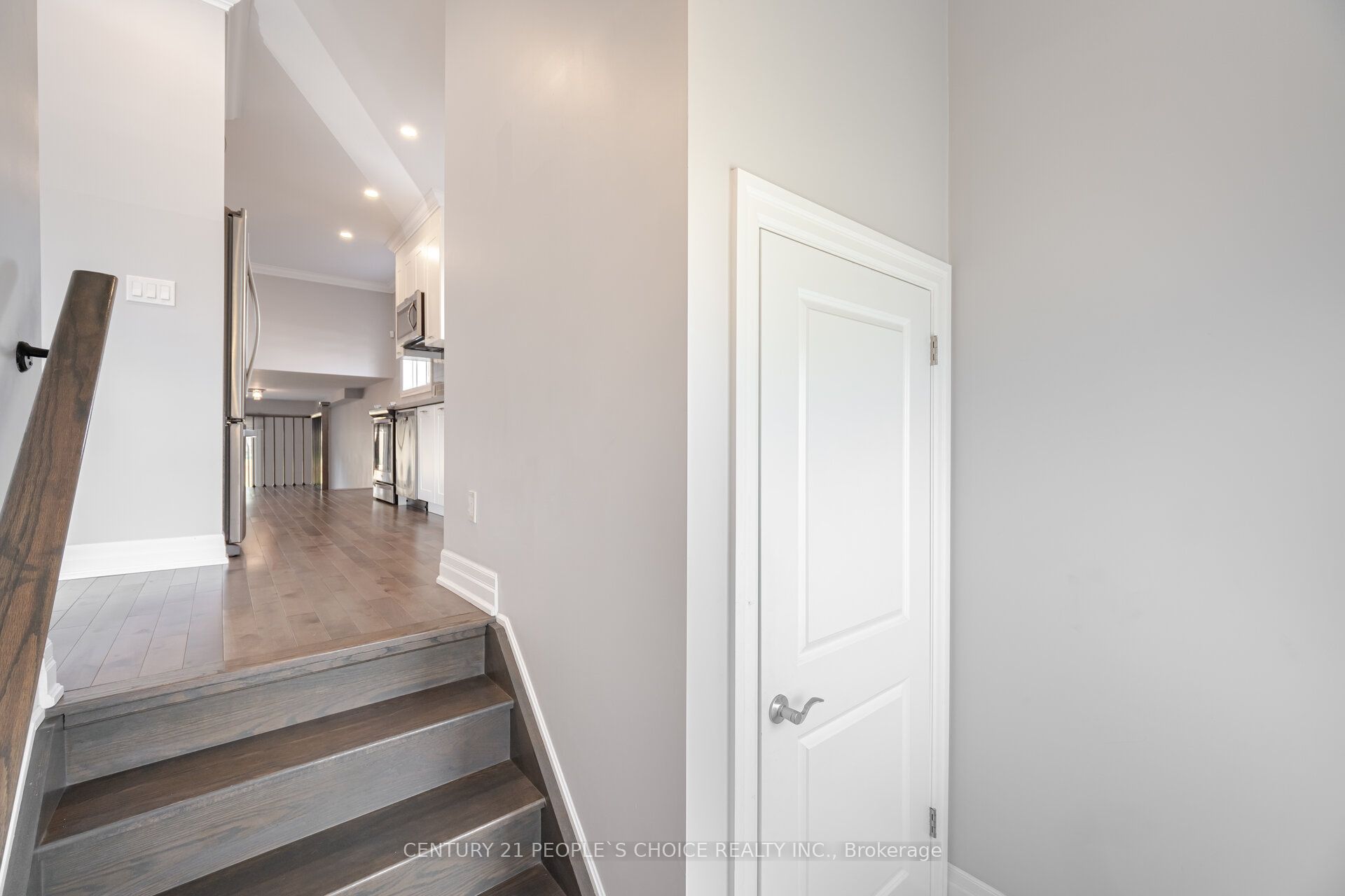 2951 Salerno Crescent