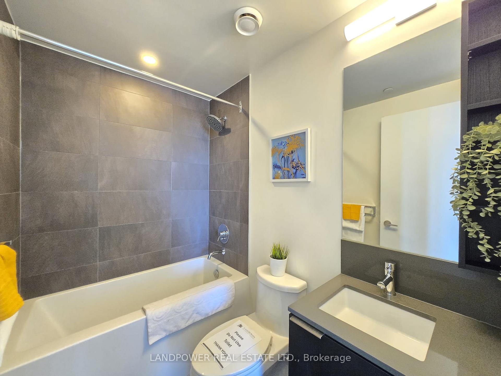 2 Bedrooms Condo at 7890 Jane, Vaughan For sale