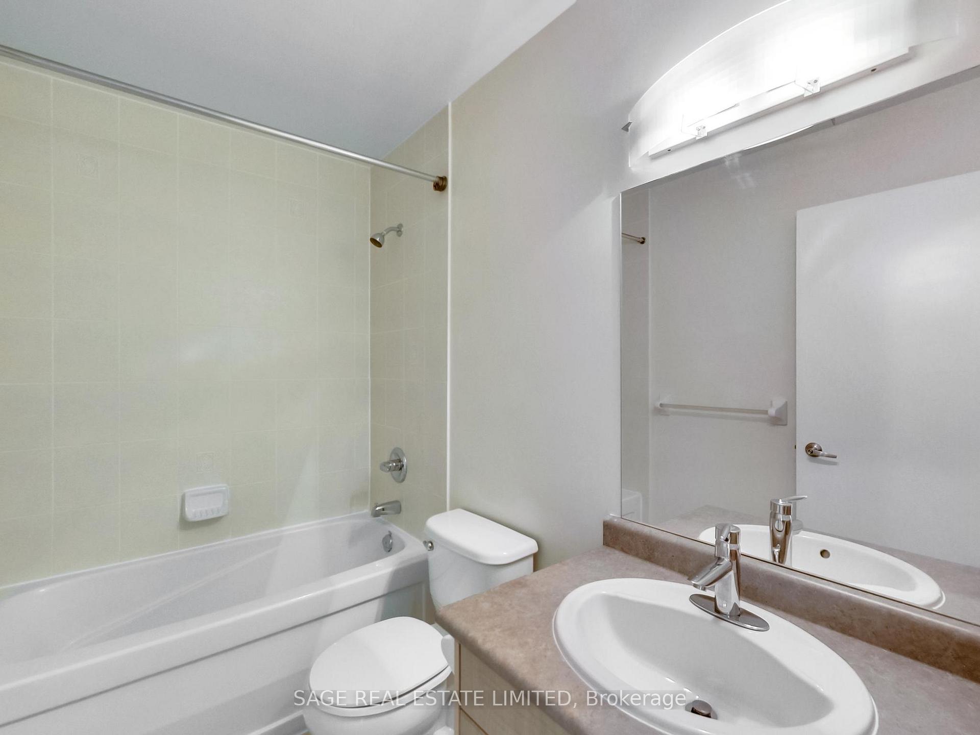 1 Bedroom Condo at 600 Fleet, Toronto For sale