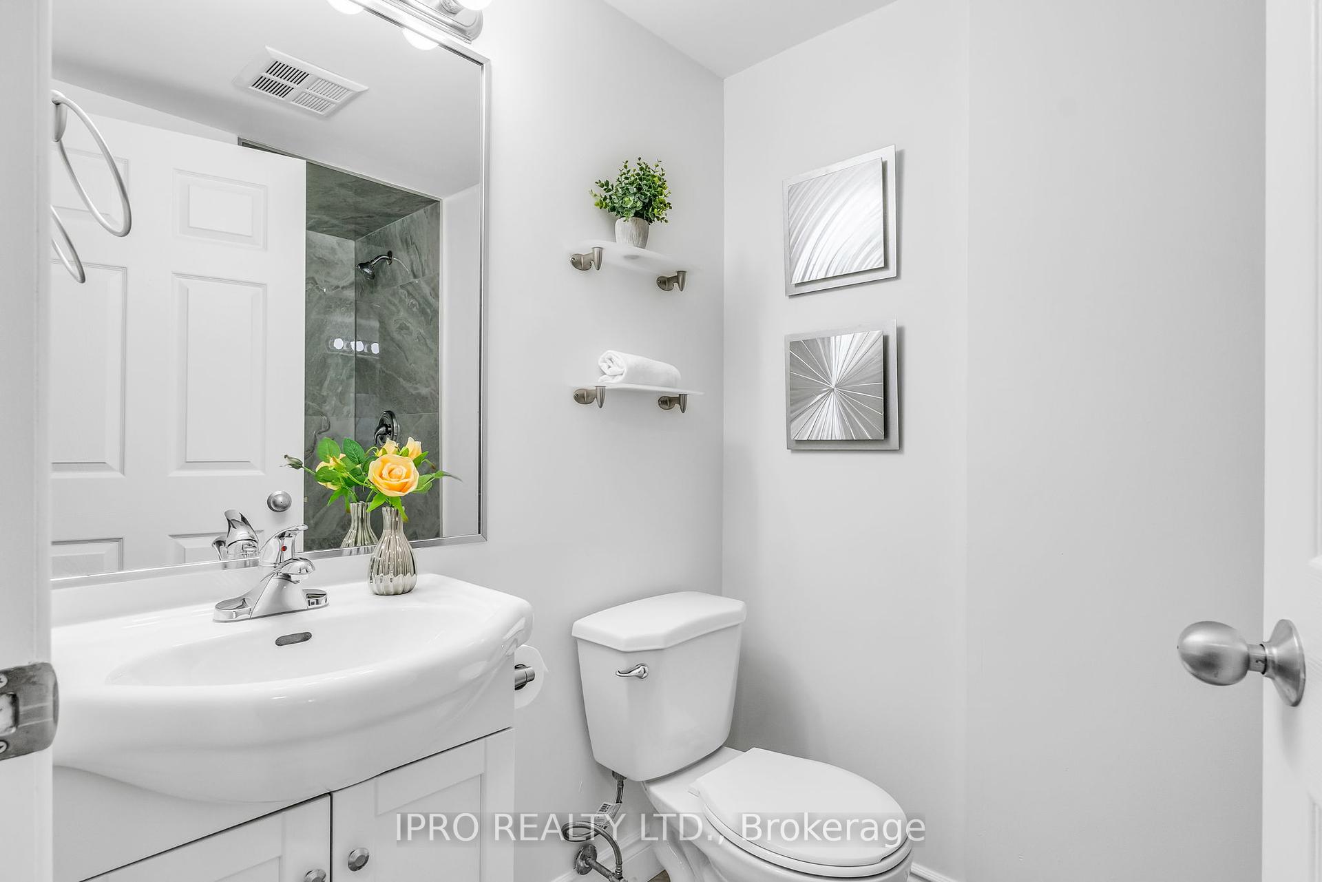 3 Bedrooms Condo at 23 Lorraine, Toronto For sale
