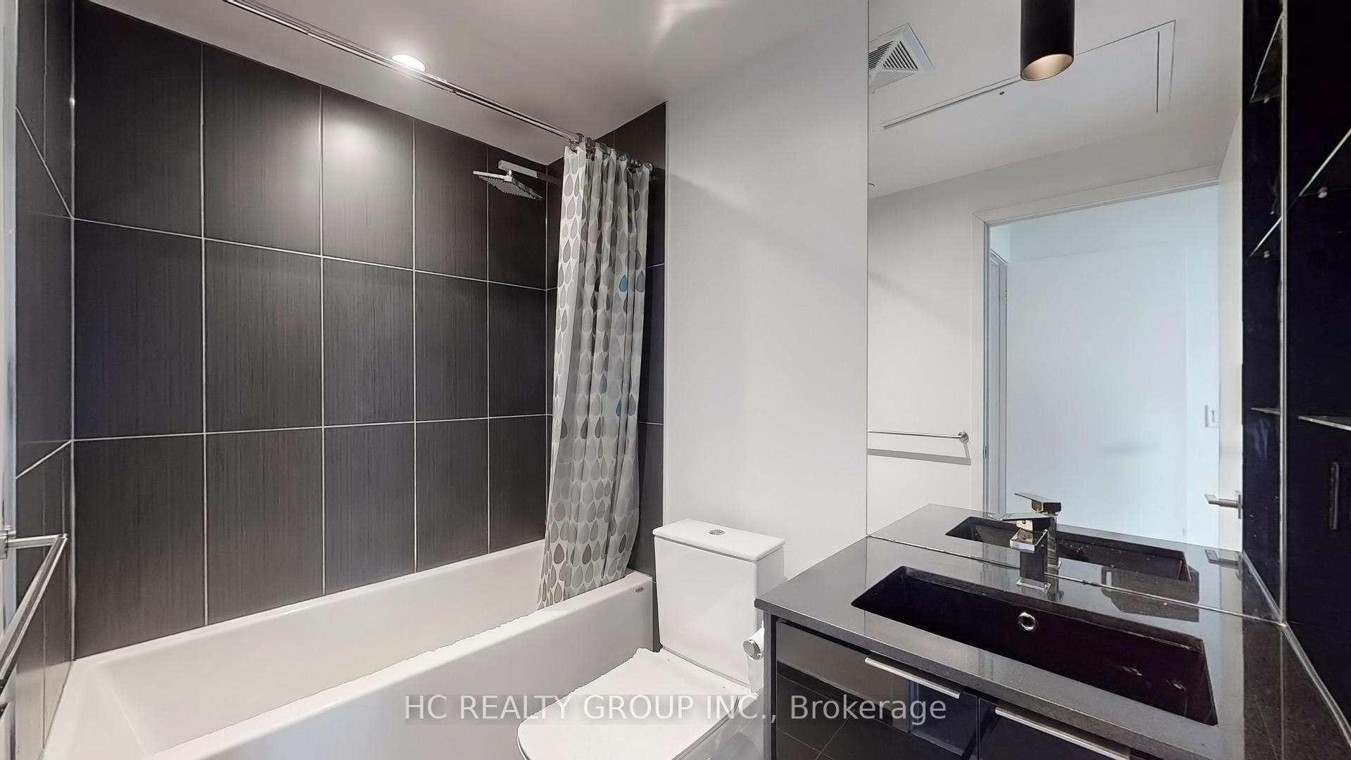 2 Bedrooms Condo at 70 Temperance, Toronto For sale