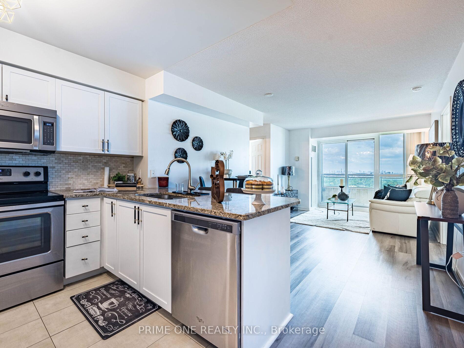 2 Bedrooms Condo at 88 Grangeway, Toronto For sale