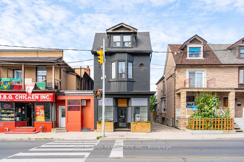 1218 Dufferin