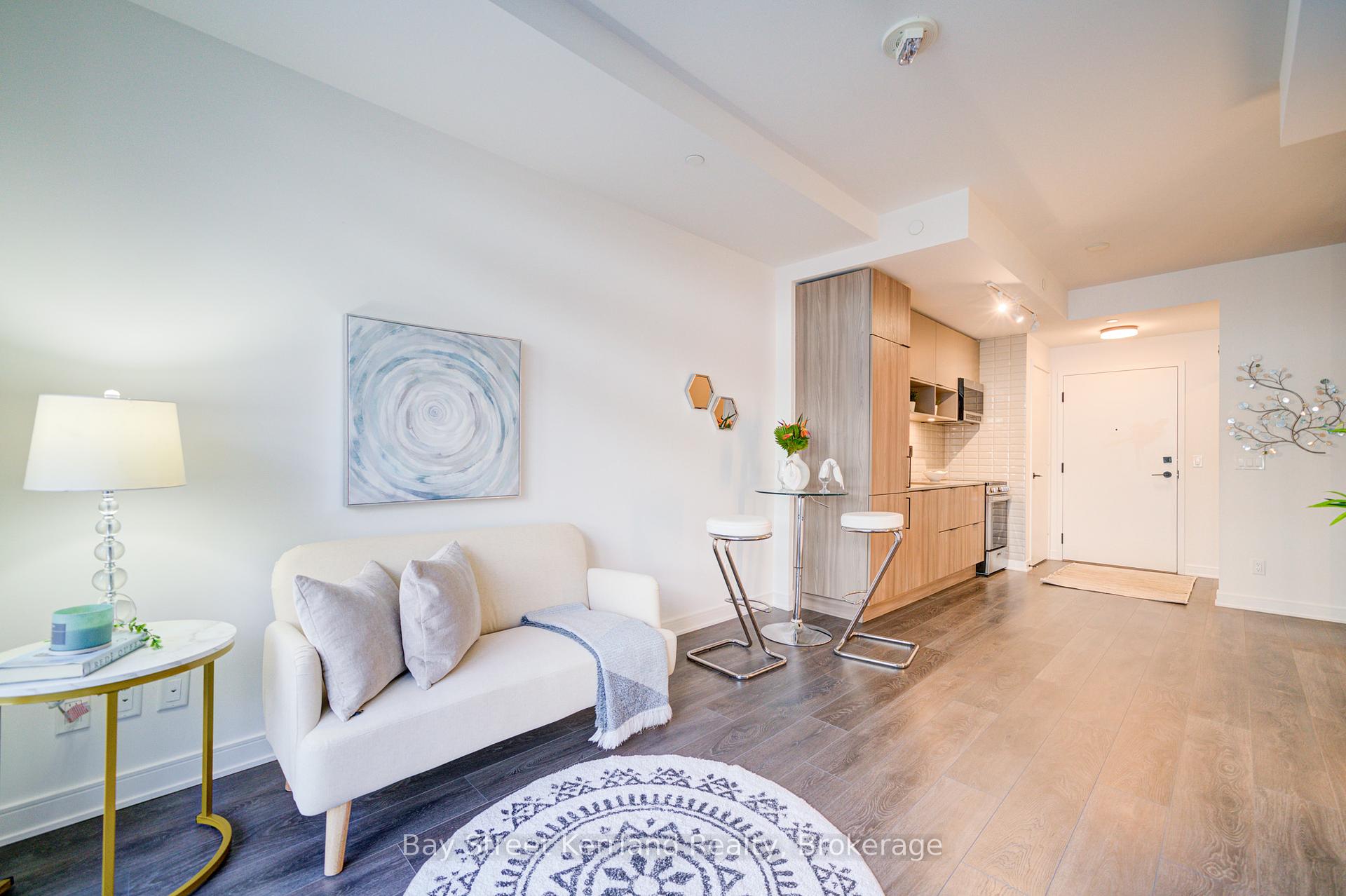 2 Bedrooms Condo at 35 Rolling Mills,  Toronto For sale