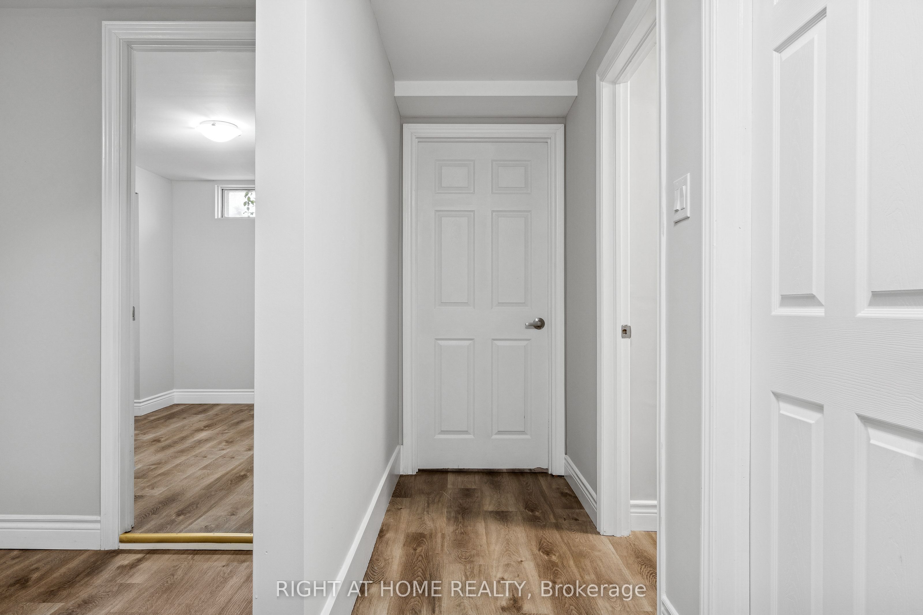21 Ashdale Court