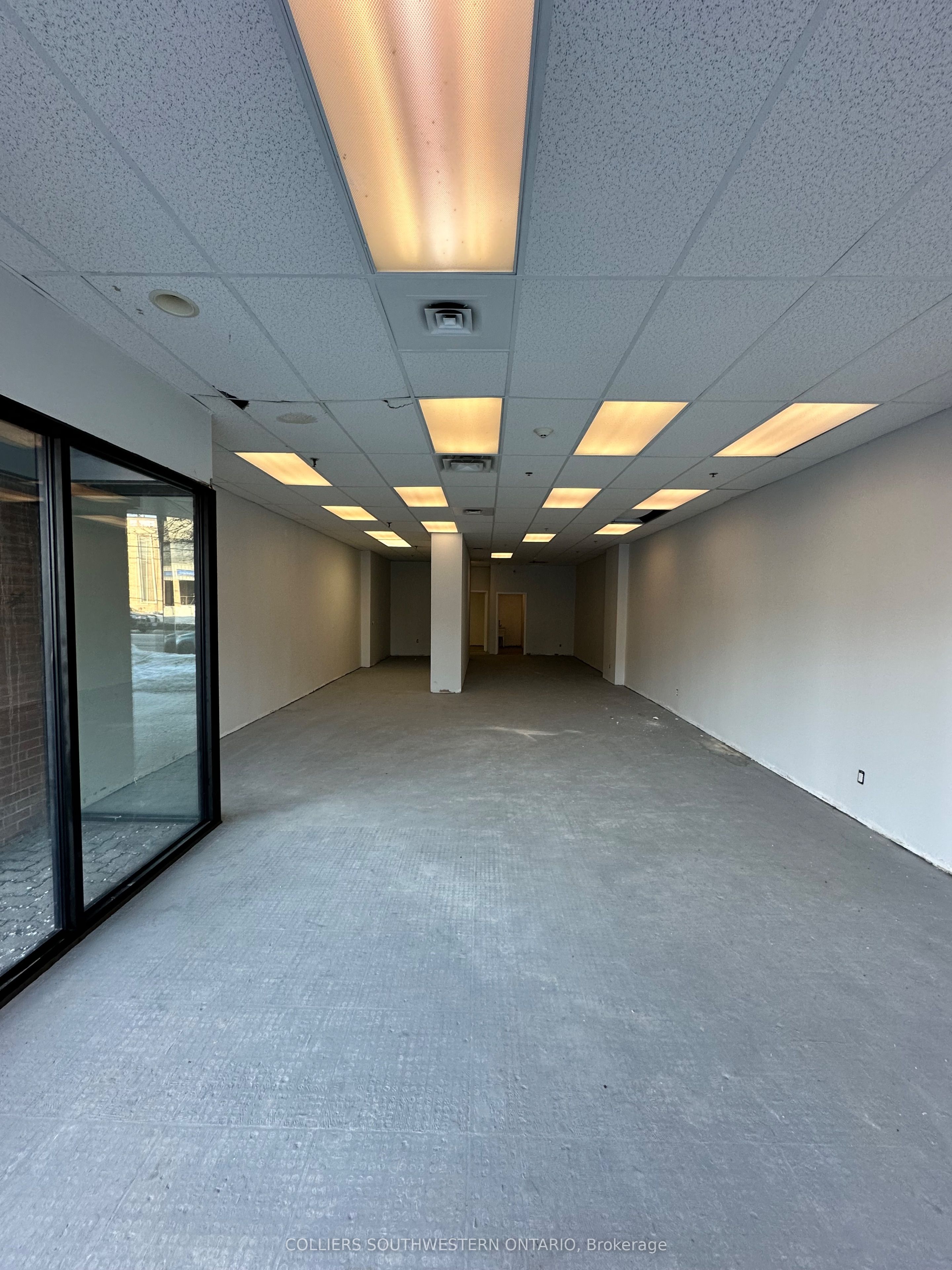 205 Oxford Street E, #C107