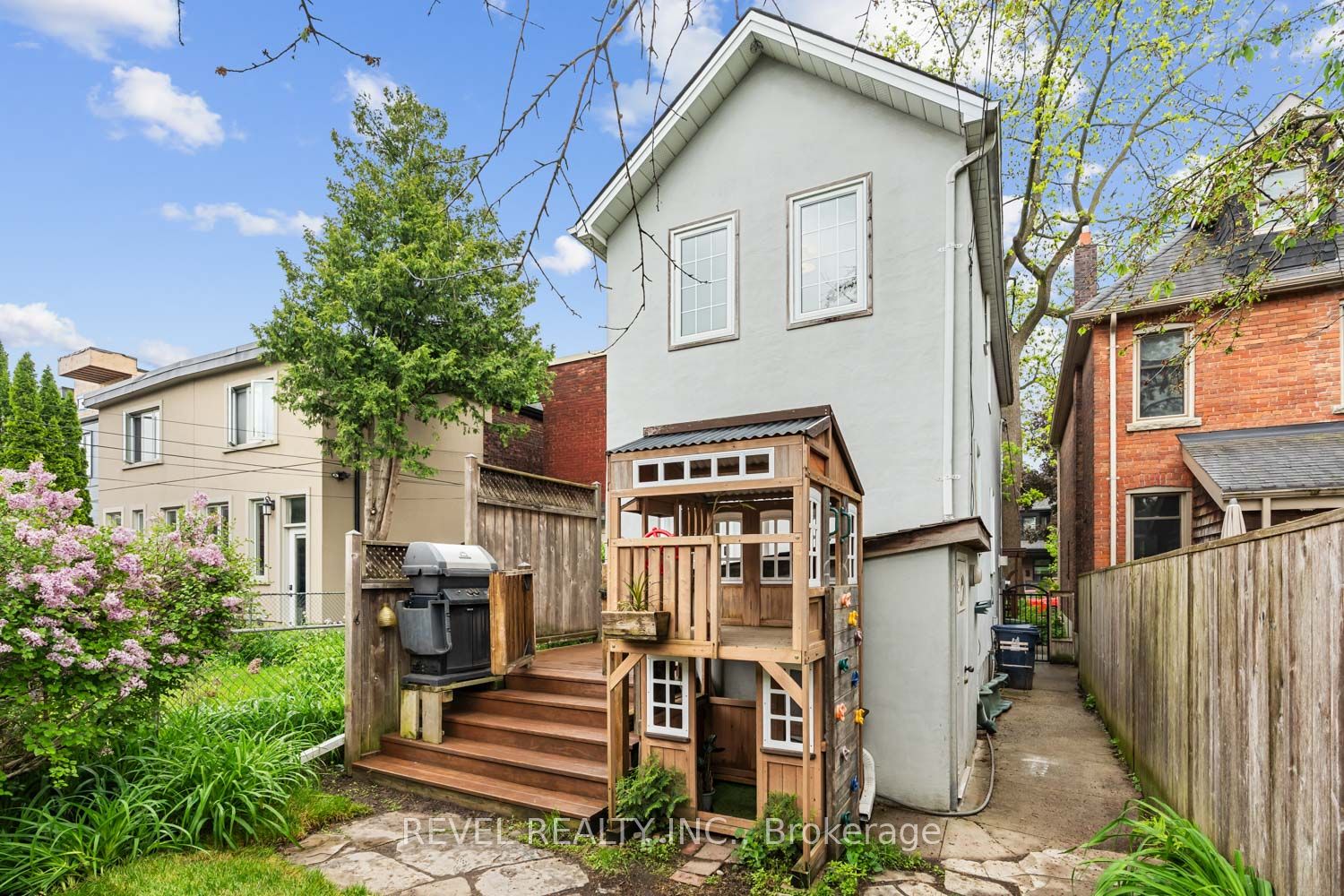 58 Westminster Avenue