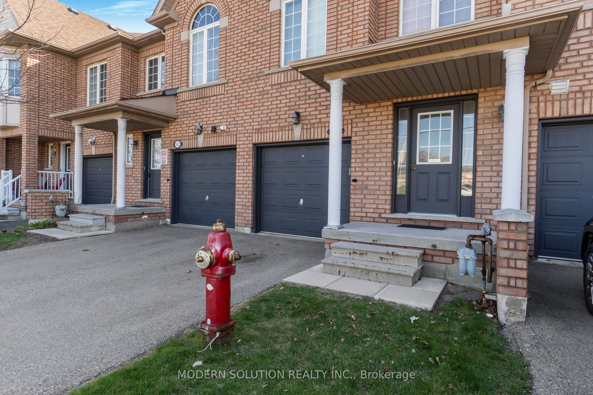 #100 - 525 Novo Star Drive, Mississauga, ON L5W 1X9