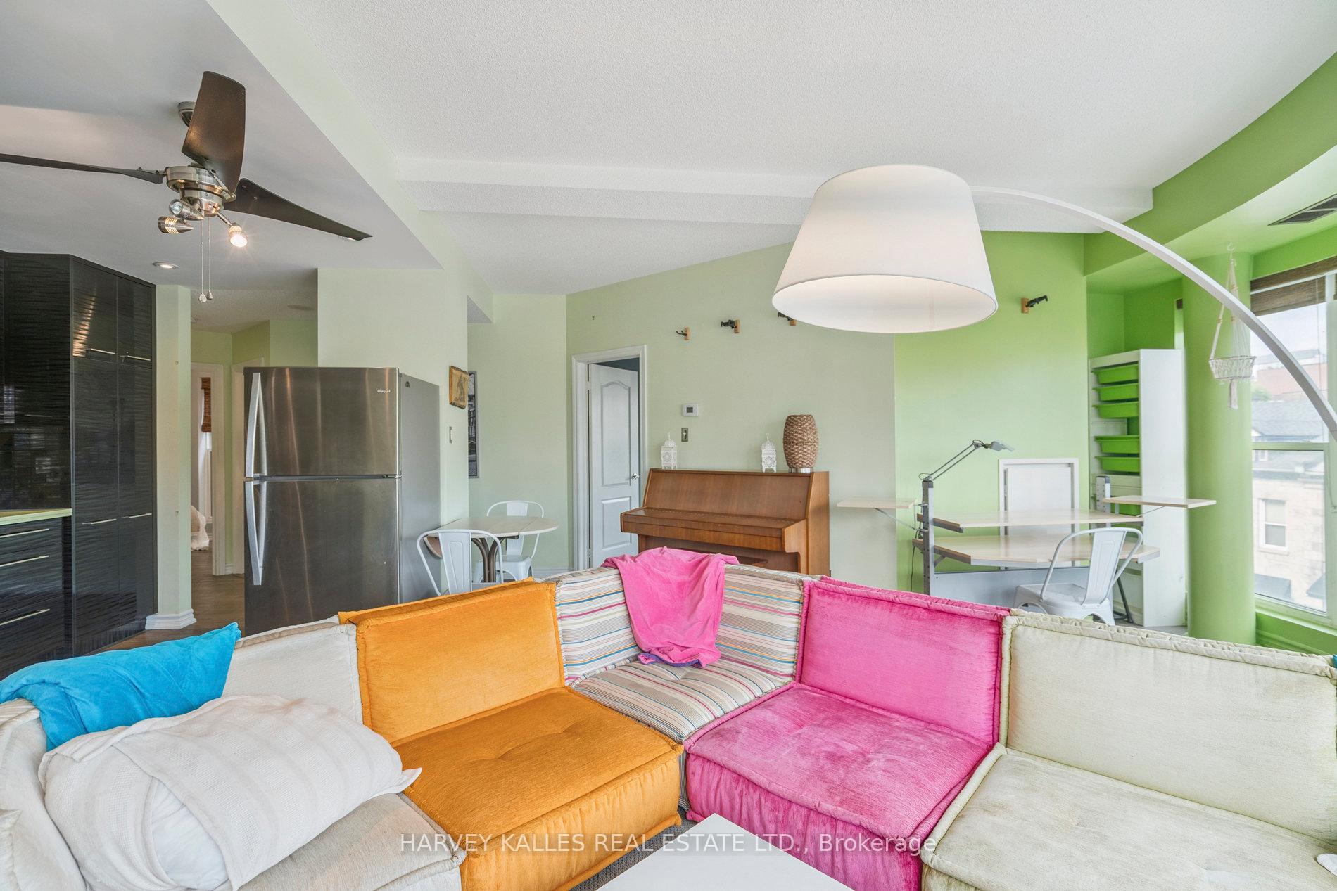 135 James Street S 414