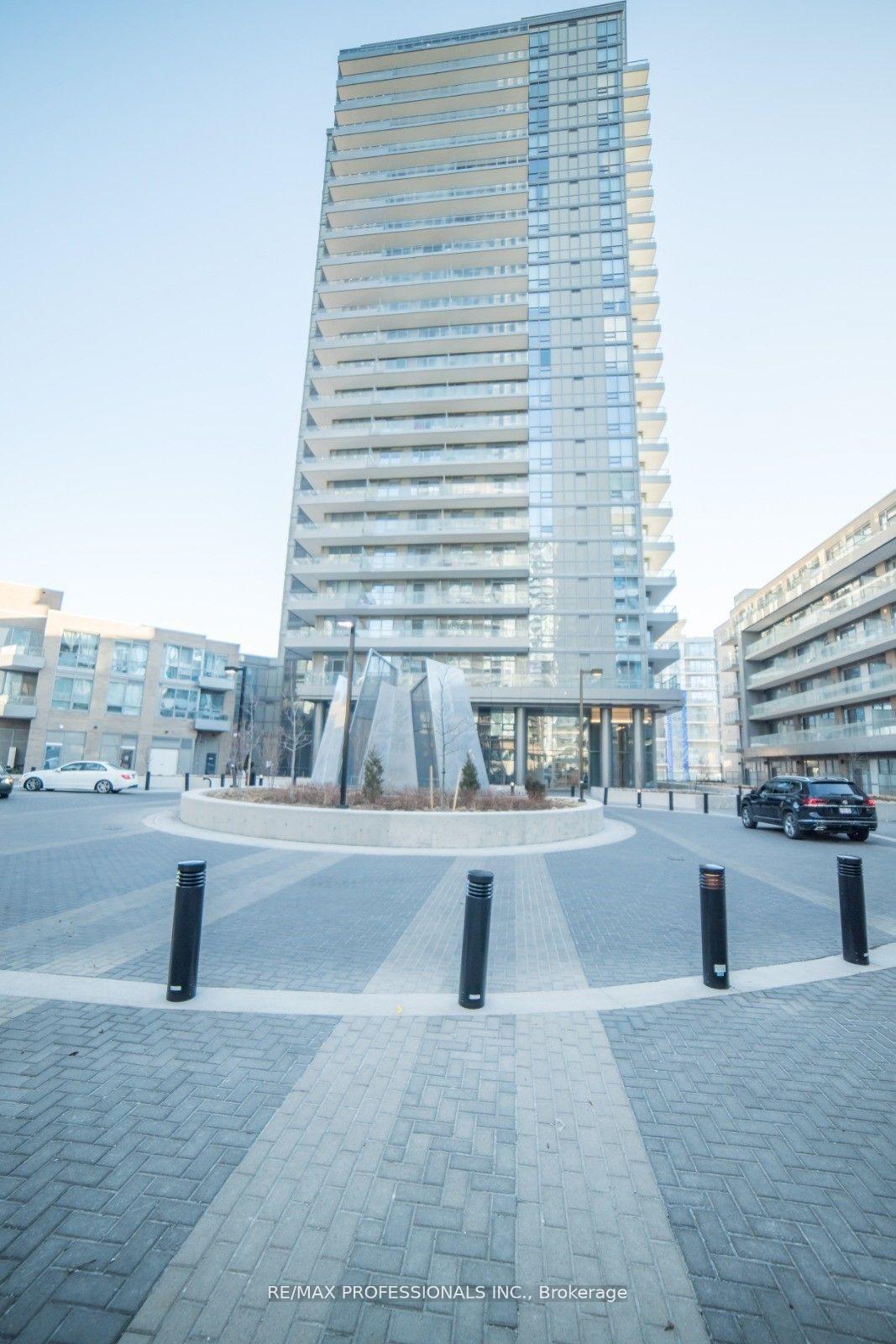 2 Bedrooms Condo at 52 Forest Manor, Toronto For sale