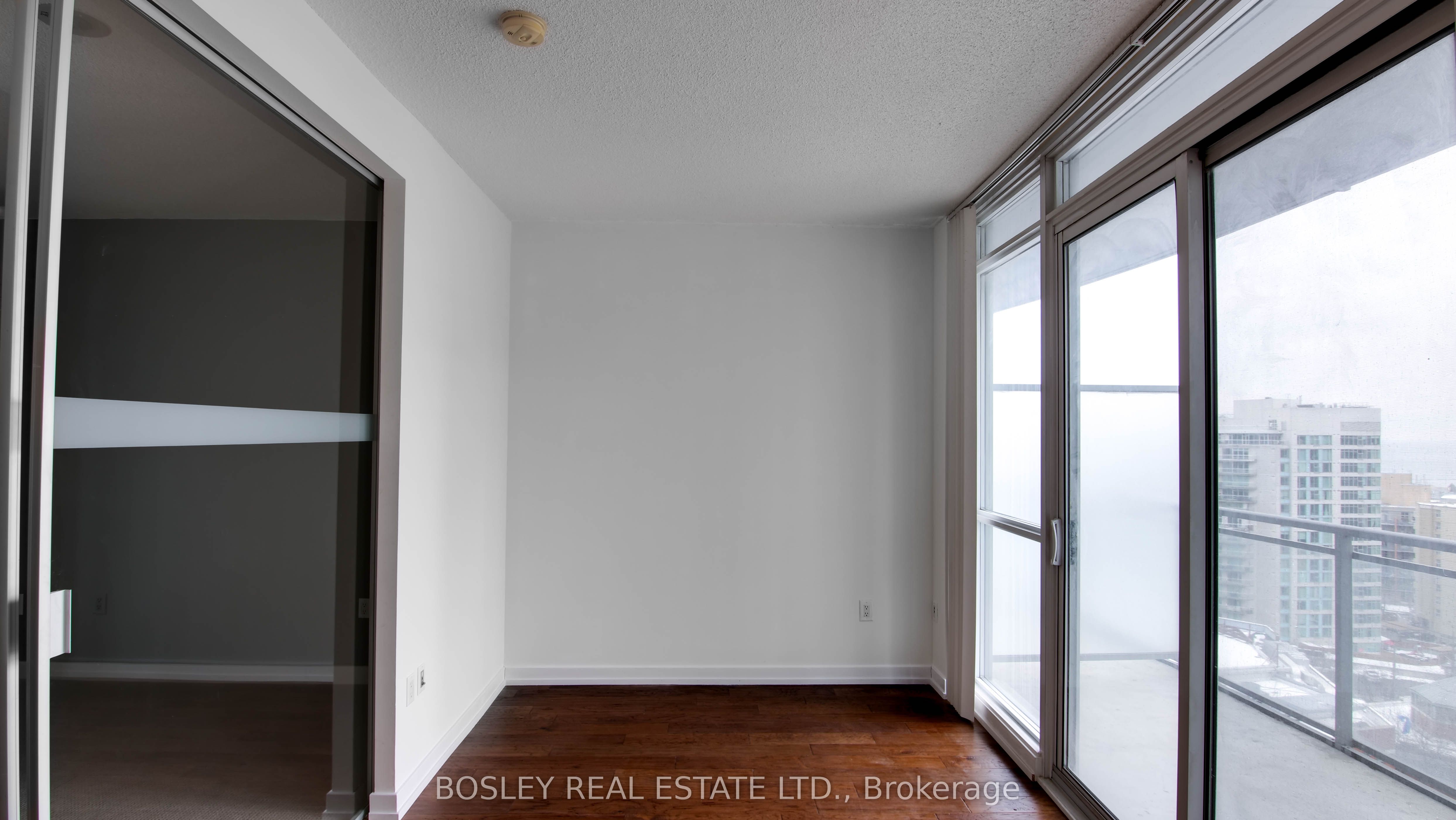 38 Dan Leckie Way, #1802