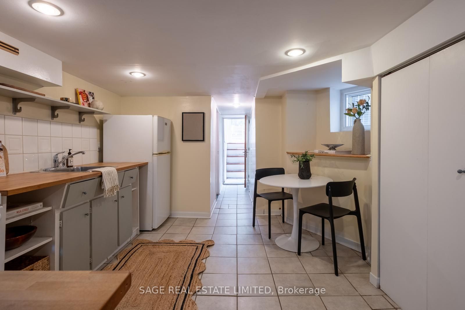 166 Bartlett Avenue