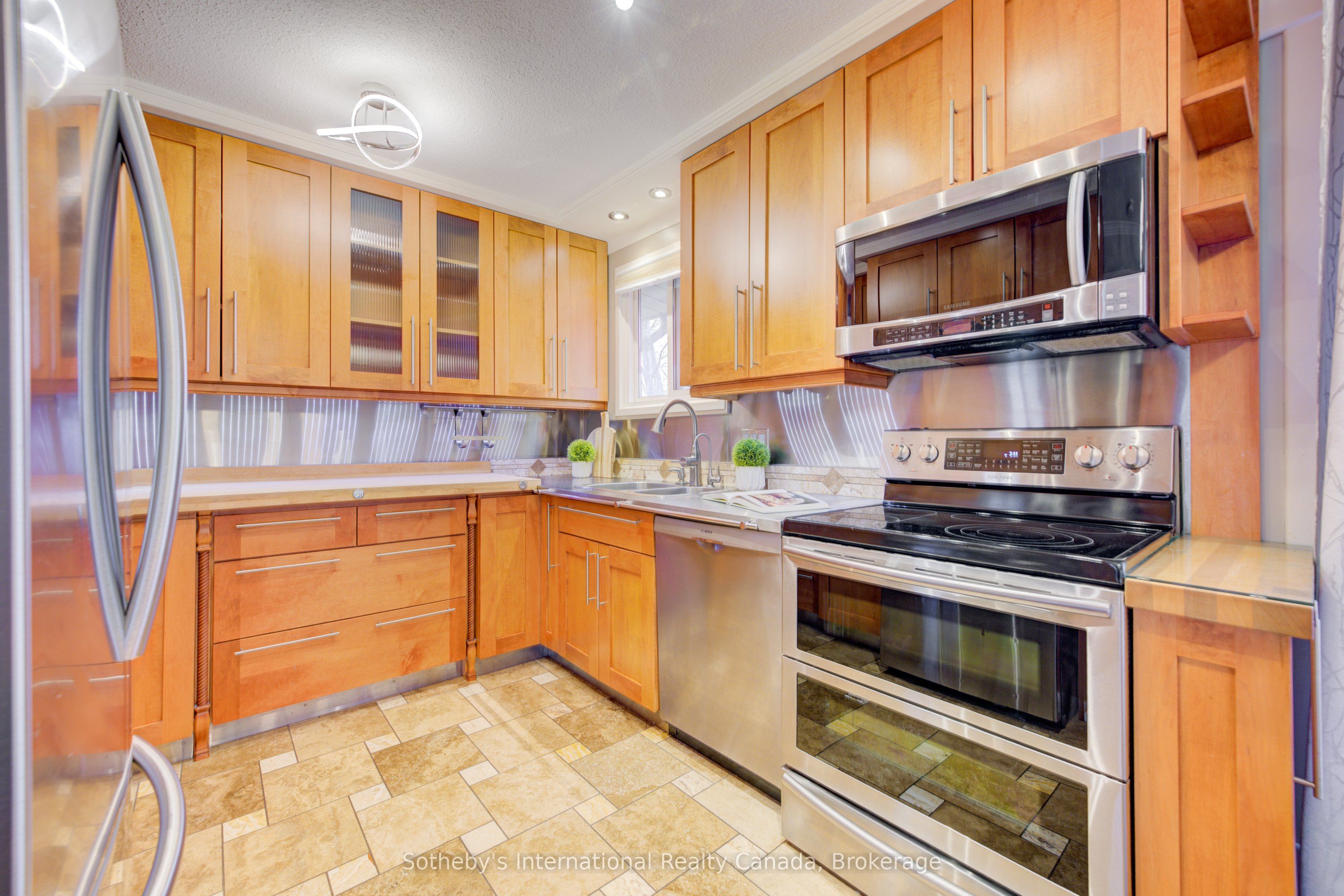 49 Cedarwoods Crescent, #52