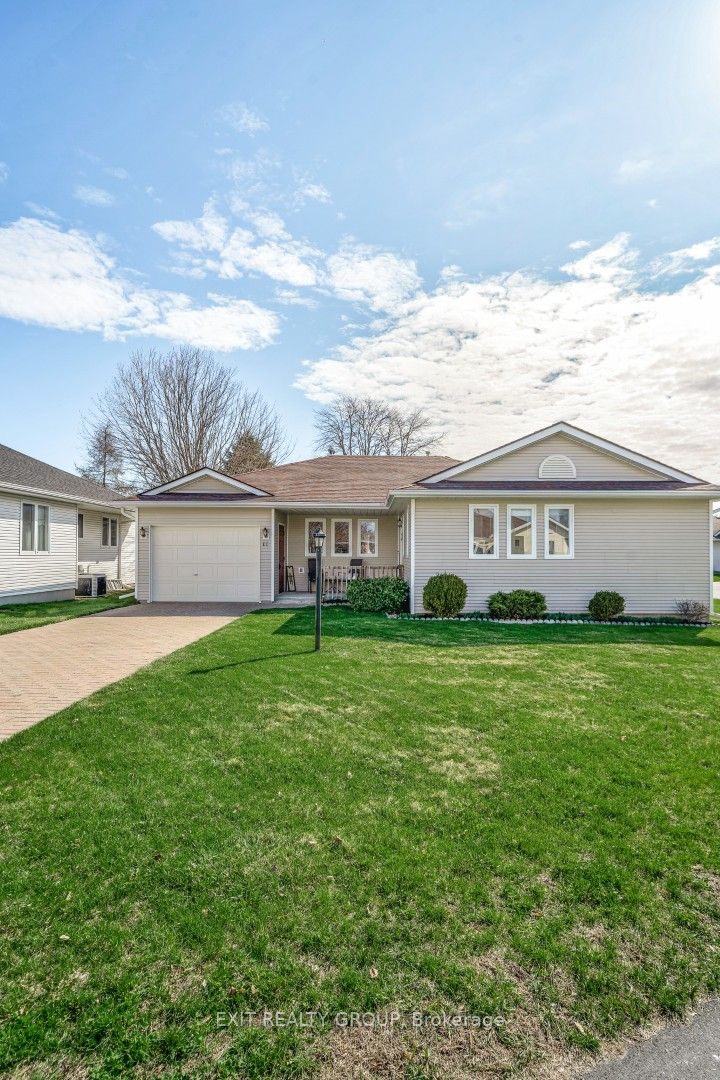 11 Monroe Court, Prince Edward County, ON K0K 3L0