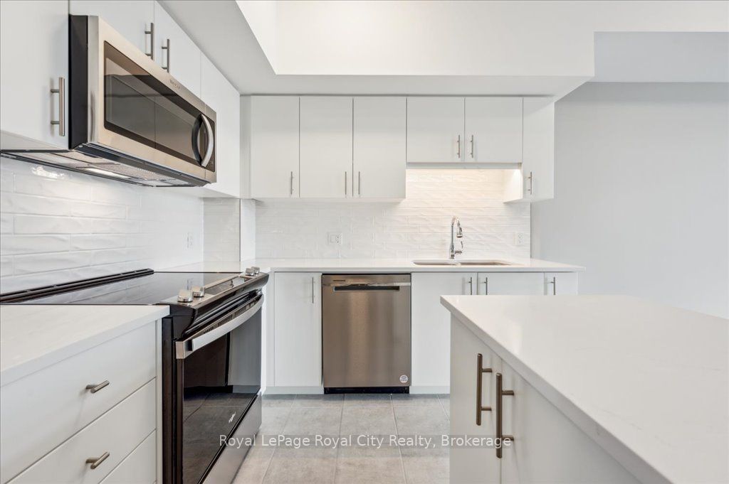 93 Arthur Street, #316
