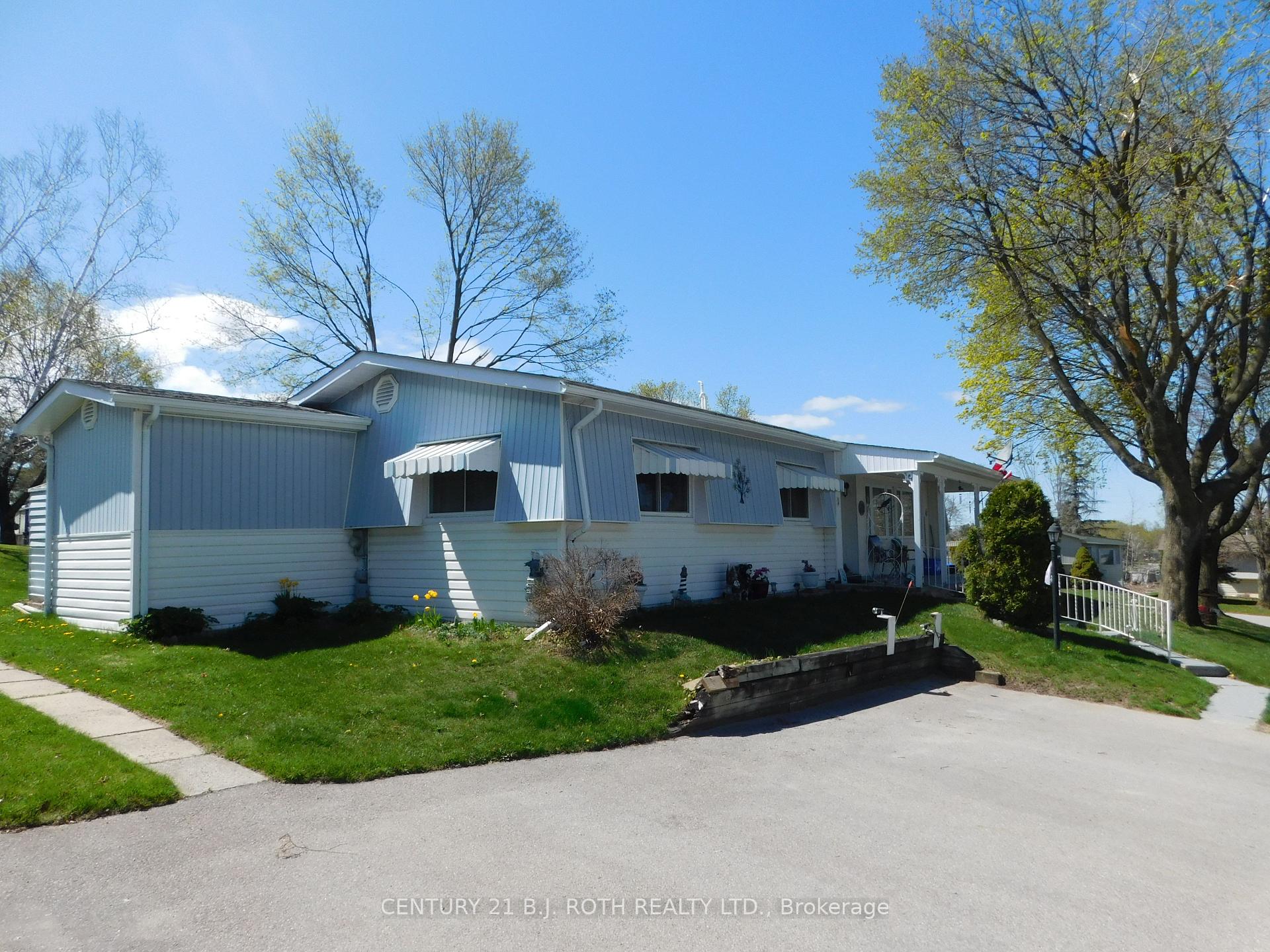 2 Mimosa Drive, Innisfil, ON L9S 1R2