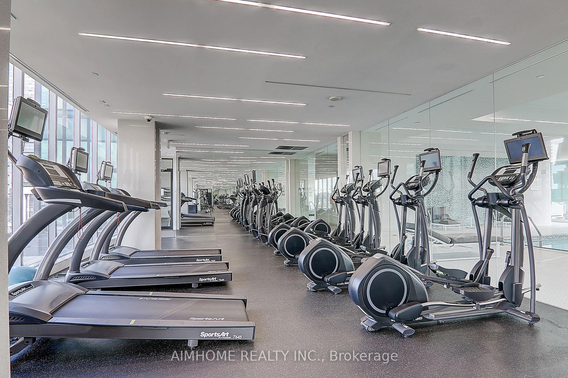 3 Bedrooms Condo at 11 Bogert, Toronto For sale